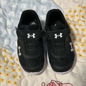 Under Armour Kids Black Sneakers